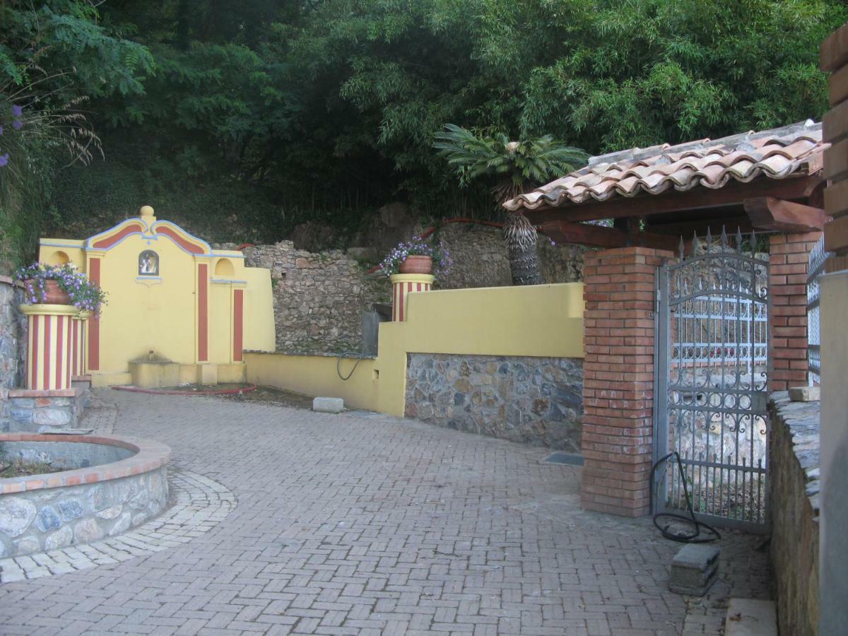 Azienda Agrituristica Le Terre Di San Leonardo Cetraro Zewnętrze zdjęcie